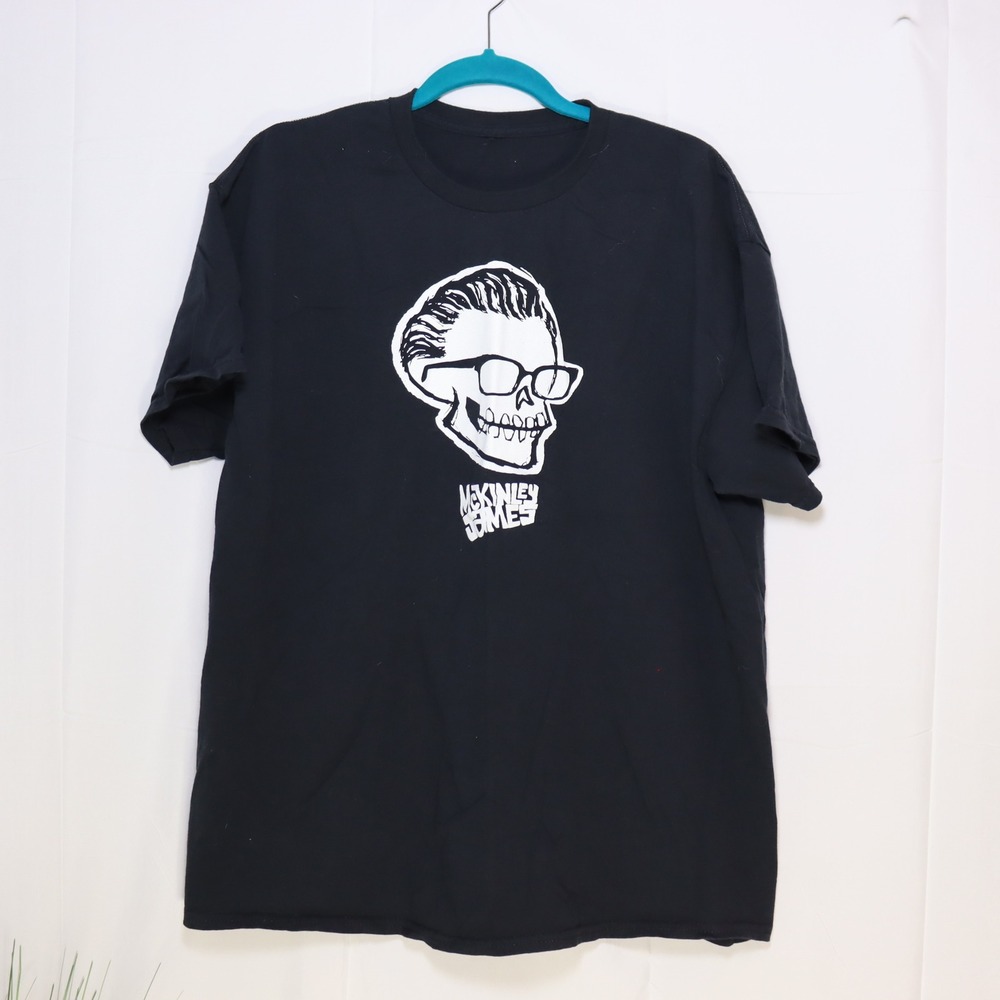 McKinley James Graphic T-Shirt Mens XL Black Excellent Skull‎ Glasses Rock Blues